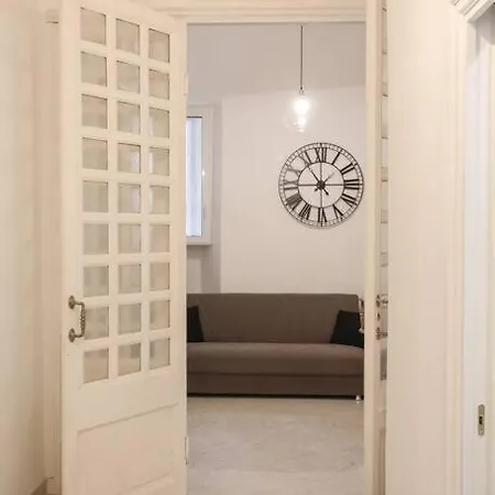 Vittoria Luxury House *